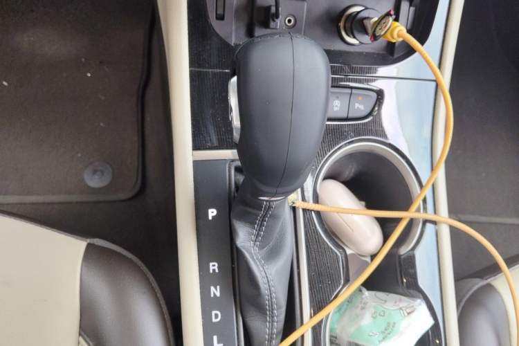 Used Buick Verano 2015 Sedan 15S Automatic Leading Model Gear Lever