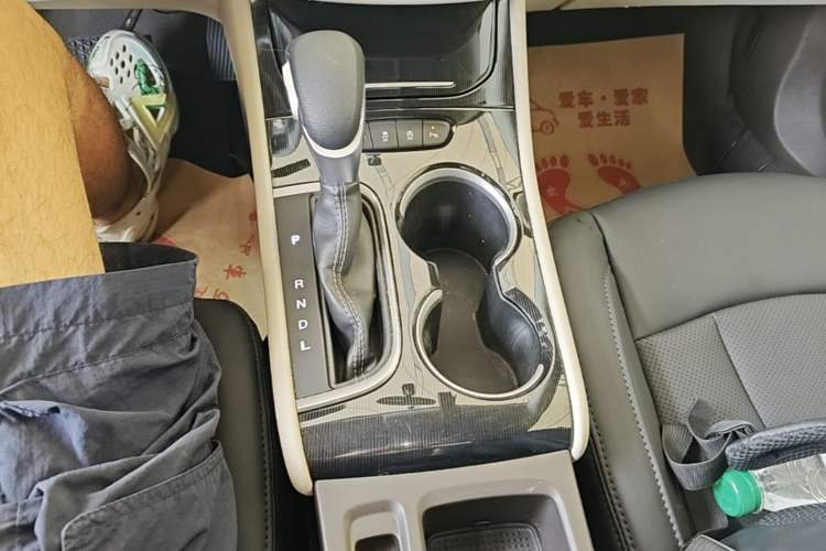 Used Buick Verano 2015 Sedan 15S Automatic Ambition Model Gear Lever