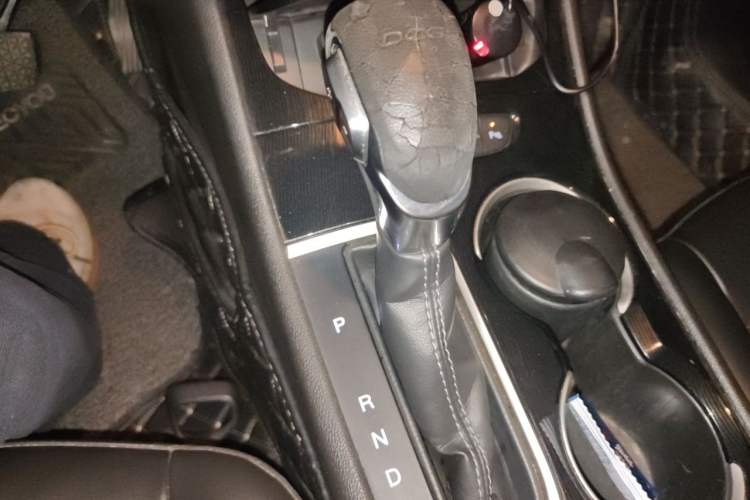 Used Buick Verano 2015 Sedan 20T Dual-Clutch Leading Model Gear Lever