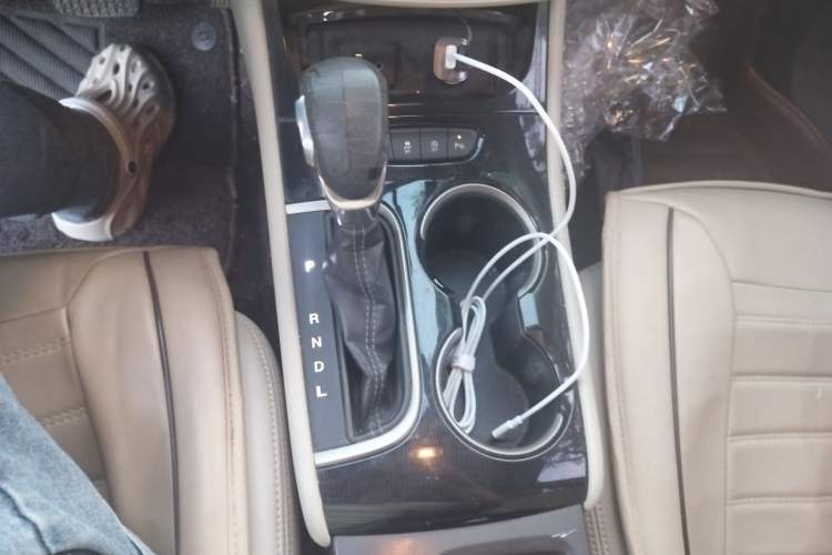Used Buick Verano 2015 Sedan 15S Automatic Ambition Model Gear Lever