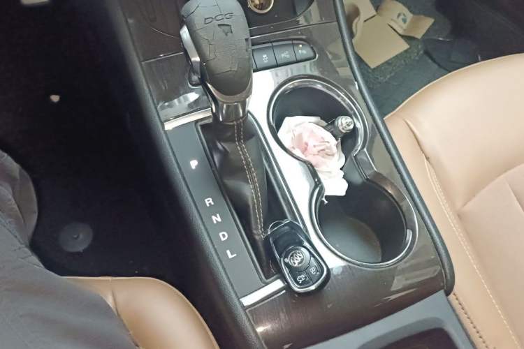 Used Buick Verano 2015 Sedan 20T Dual-Clutch Flagship Model Gear Lever