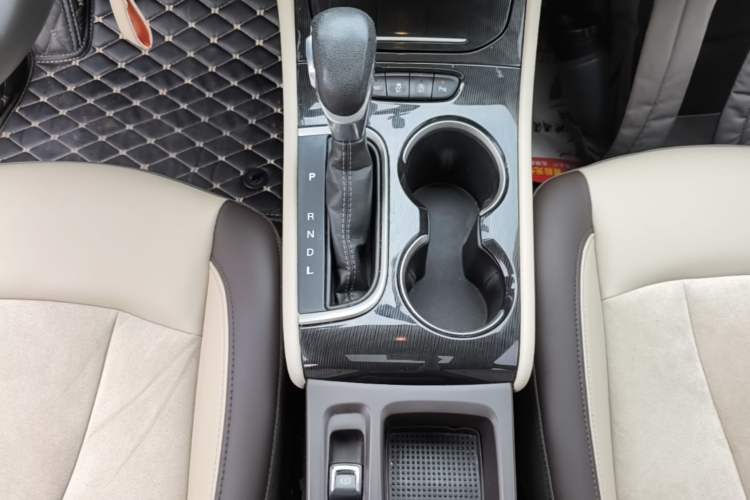 Used Buick Verano 2015 Sedan 15S Automatic Leading Model Gear Lever