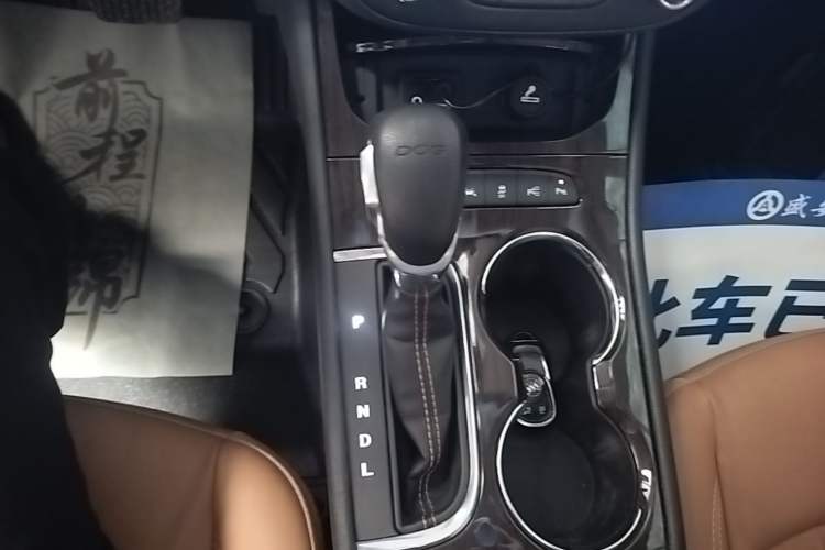 Used Buick Verano 2015 Sedan 20T Dual-Clutch Flagship Model Gear Lever