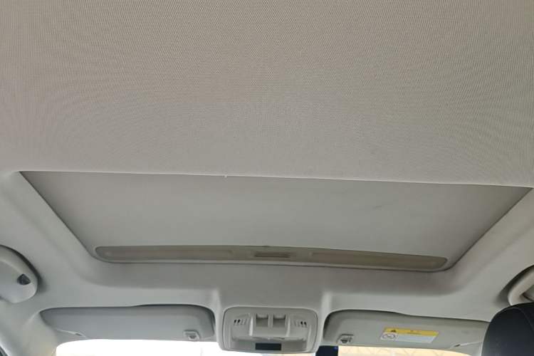 Used Buick Verano 2015 Sedan 15S Automatic Ambition Model Headliner
