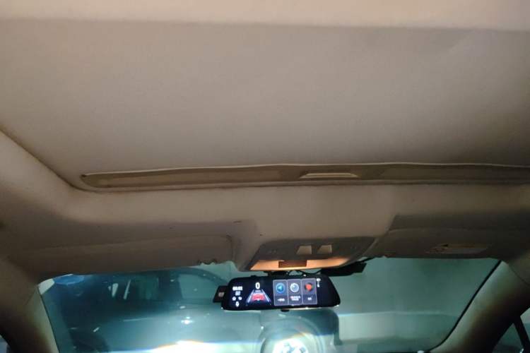 Used Buick Verano 2015 Sedan 20T Dual-Clutch Leading Model Headliner