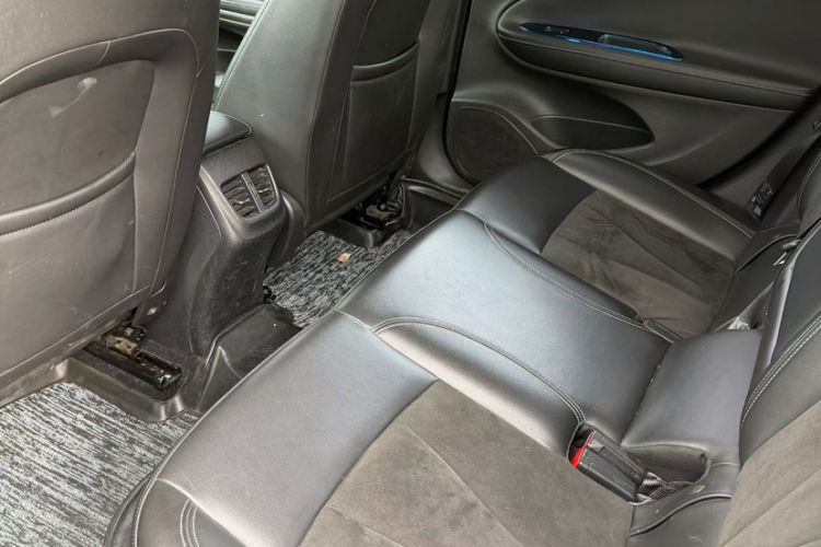 Used Buick Verano 2015 Sedan 20T Dual-Clutch Elite Model Interior 2