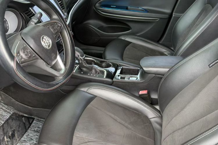 Used Buick Verano 2015 Sedan 20T Dual-Clutch Elite Model Interior 3