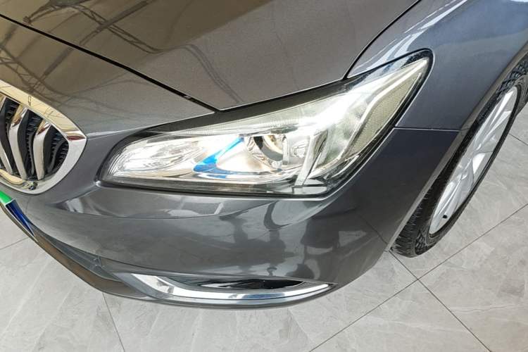 Used Buick Verano 2015 Sedan 15S Automatic Ambition Model Left Front Headlight