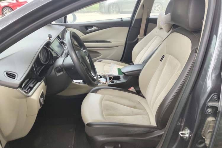 Used Buick Verano 2015 Sedan 15S Automatic Leading Model Left Front Seat