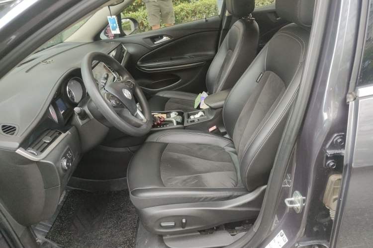 Used Buick Verano 2015 Sedan 20T Dual-Clutch Elite Model Left Front Seat