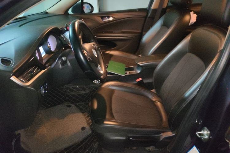 Used Buick Verano 2015 Sedan 20T Dual-Clutch Leading Model Left Front Seat