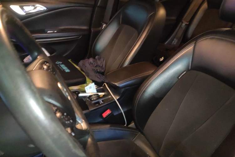 Used Buick Verano 2015 Sedan 20T Dual-Clutch Elite Model Left Front Seat