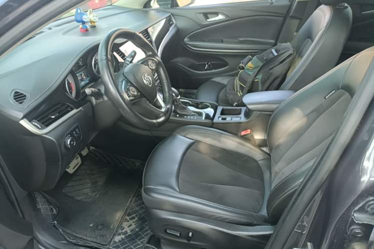 Used Buick Verano 2015 Sedan 20T Dual-Clutch Elite Model Left Front Seat