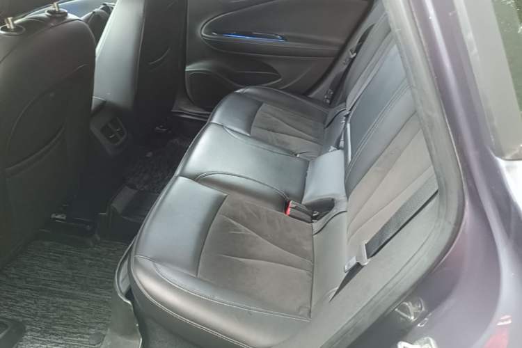 Used Buick Verano 2015 Sedan 20T Dual-Clutch Elite Model Left Rear Seat