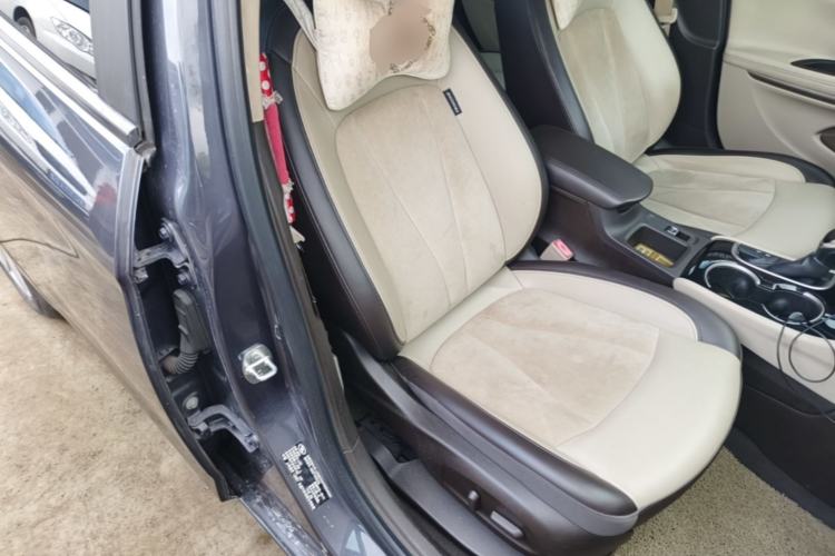 Used Buick Verano 2015 Sedan 15S Automatic Leading Model Right Front Seat