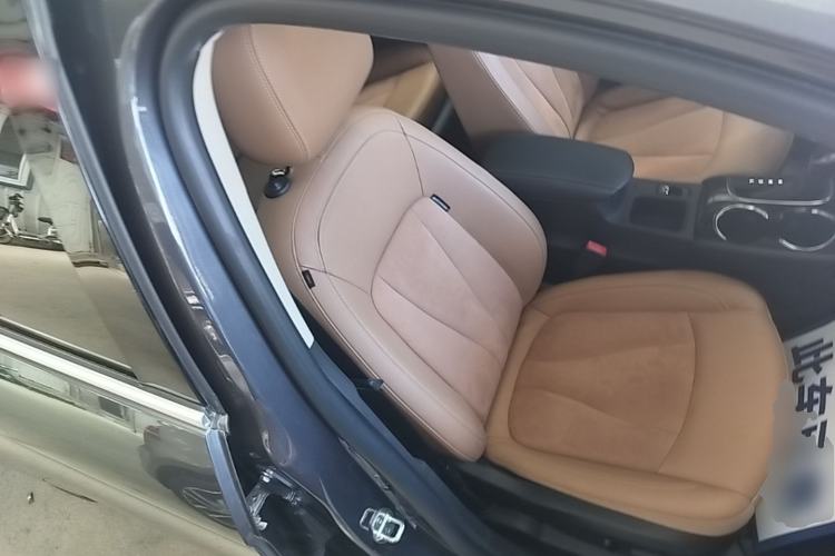 Used Buick Verano 2015 Sedan 20T Dual-Clutch Flagship Model Right Front Seat