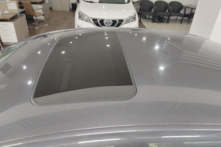 Used Buick Verano 2015 Sedan 15S Automatic Leading Model Roof