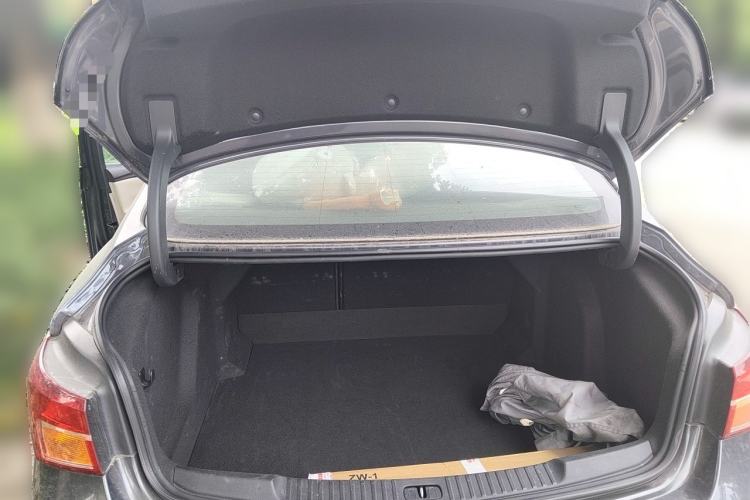 Used Buick Verano 2015 Sedan 15S Automatic Leading Model Trunk