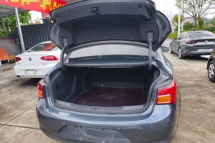 Used Buick Verano 2015 Sedan 15S Automatic Leading Model Trunk