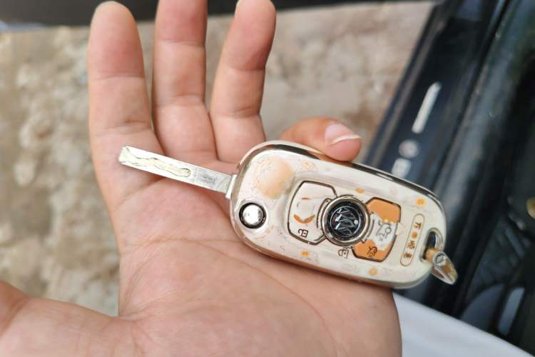 Used Buick Verano 2015 Sedan 20T Dual-Clutch Elite Model Vehicle Key