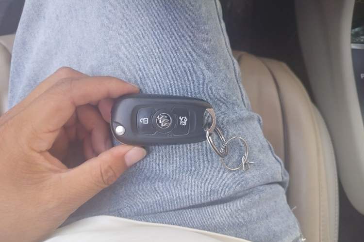 Used Buick Verano 2015 Sedan 15S Automatic Ambition Model Vehicle Key