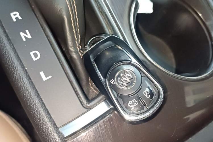 Used Buick Verano 2015 Sedan 20T Dual-Clutch Flagship Model Vehicle Key