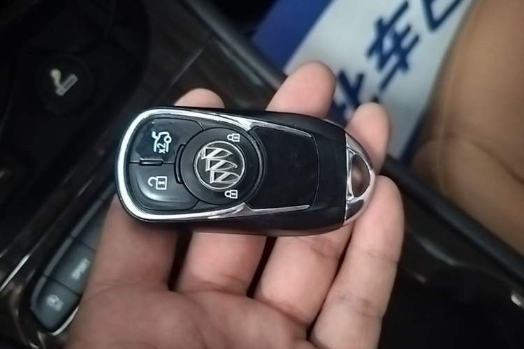 Used Buick Verano 2015 Sedan 20T Dual-Clutch Flagship Model Vehicle Key