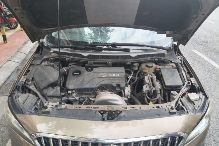 Used Buick Verano 2015 Sedan 15S Automatic Leading Model Engine Bay