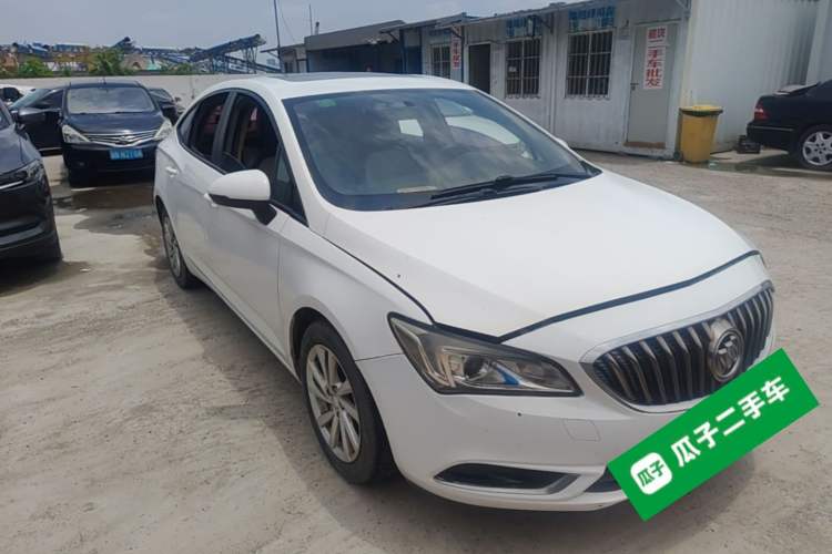 Used Buick Verano 2015 Sedan 15S Automatic Leading Model Front Right 45 Deg