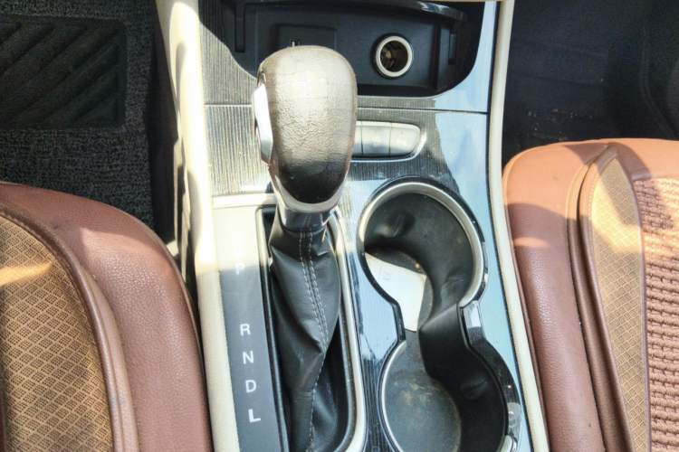 Used Buick Verano 2015 Sedan 15S Automatic Ambition Model Gear Lever