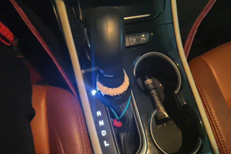 Used Buick Verano 2015 Sedan 15S Automatic Ambition Model Gear Lever