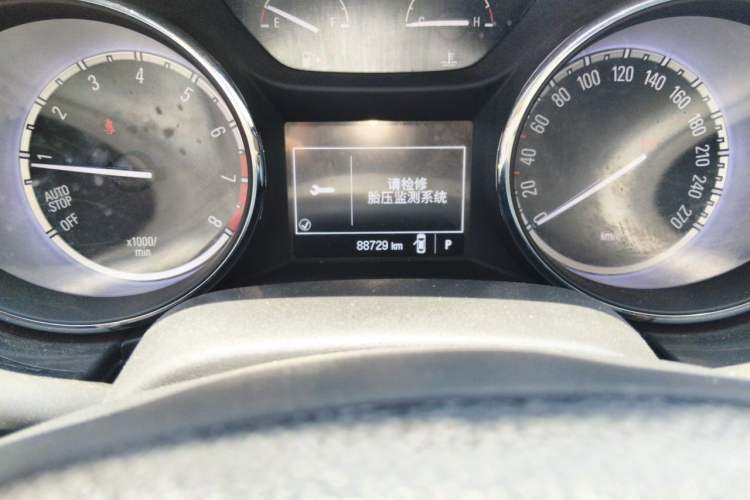 Used Buick Verano 2015 Sedan 15S Automatic Ambition Model Odometer Close Up