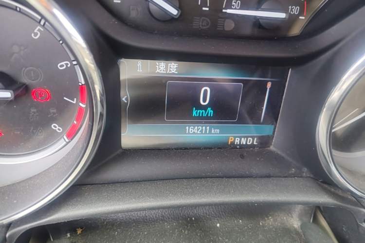 Used Buick Verano 2015 Sedan 15S Automatic Leading Model Odometer Close Up