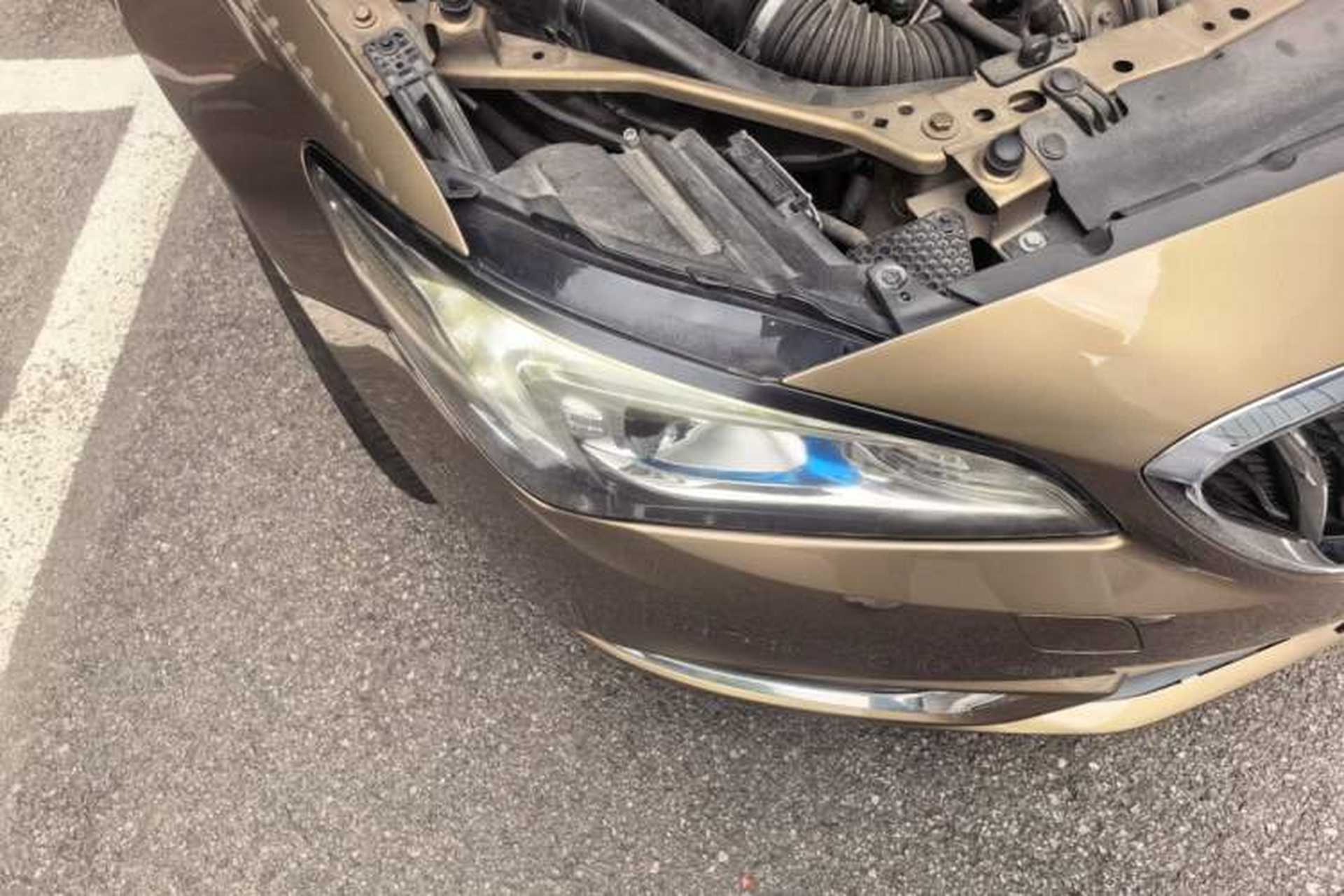Used Buick Verano 2015 Sedan 20T Dual-Clutch Elite Model Right Front Headlight