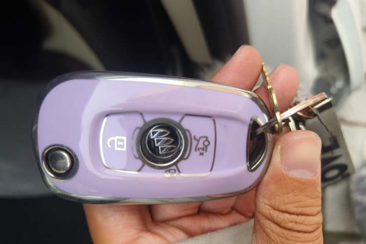 Used Buick Verano 2015 Sedan 15S Automatic Leading Model Vehicle Key