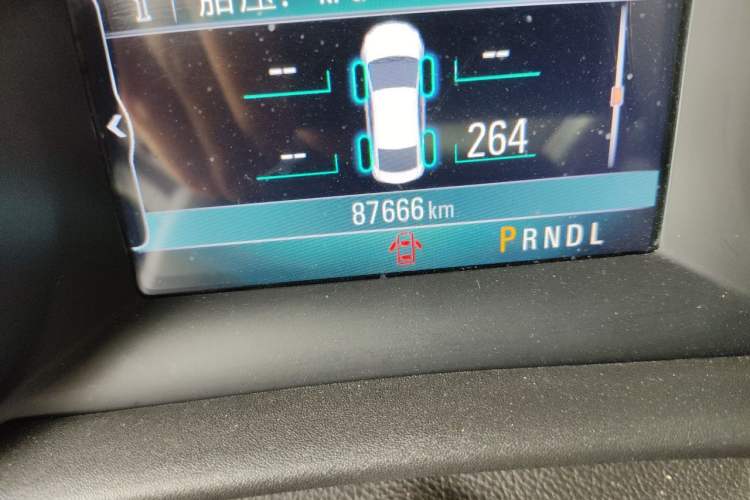 Used Buick Verano 2015 Sedan 20T Dual-Clutch Leading Model Odometer Close Up