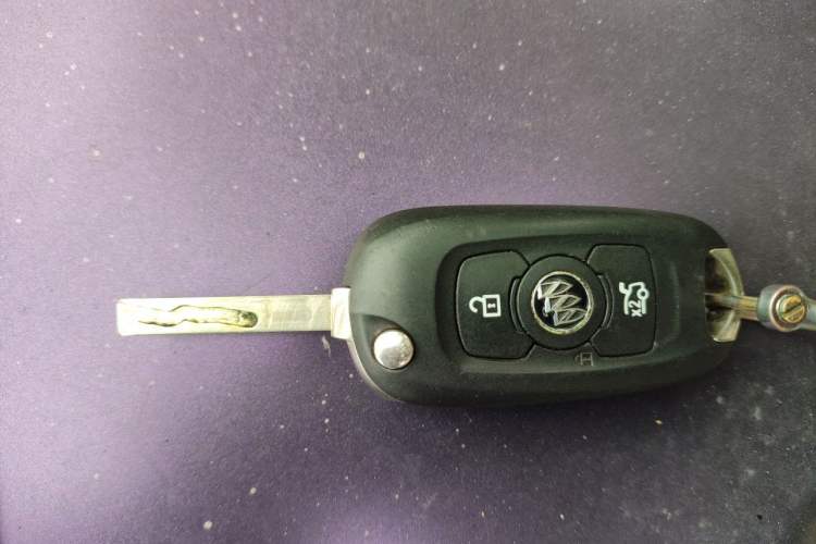 Used Buick Verano 2015 Sedan 20T Dual-Clutch Leading Model Vehicle Key