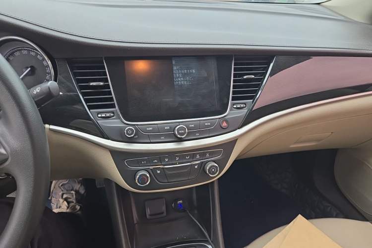 Used Buick Verano 2015 Sedan 15S Manual Leading Model Audio And AC Panel