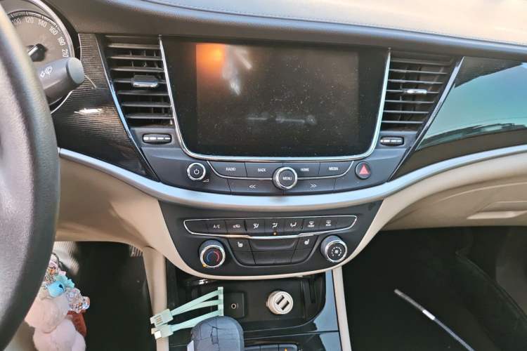 Used Buick Verano 2015 Sedan 15S Automatic Leading Model Audio And AC Panel