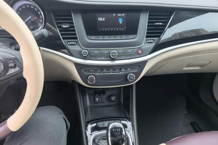 Used Buick Verano 2015 Sedan 15S Manual Entry-Level Model Audio And AC Panel