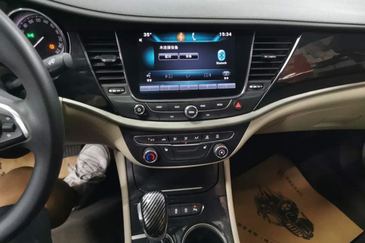 Used Buick Verano 2015 Sedan 15S Automatic Leading Model Audio And AC Panel