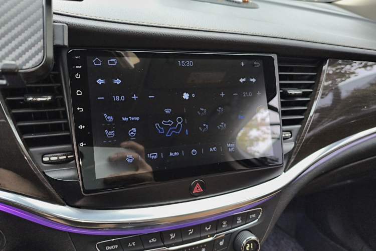 Used Buick Verano 2015 Sedan 20T Dual-Clutch Flagship Model Audio And AC Panel