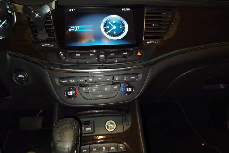 Used Buick Verano 2015 Sedan 20T Dual-Clutch Luxury Model Audio And AC Panel