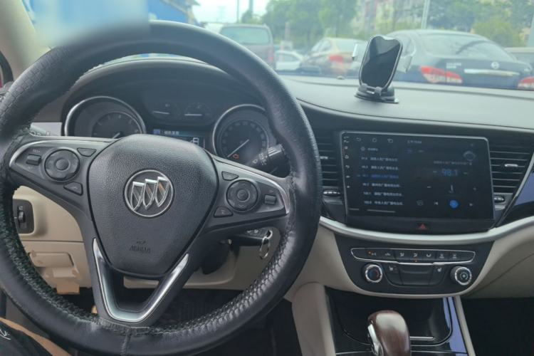 Used Buick Verano 2015 Sedan 15S Automatic Leading Model Center Console