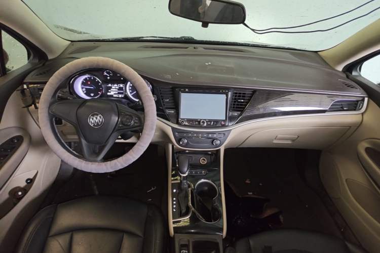 Used Buick Verano 2015 Sedan 15S Automatic Ambition Model Center Console