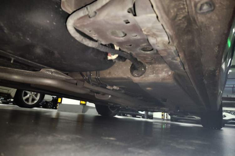 Used Buick Verano 2015 Sedan 20T Dual-Clutch Elite Model Chassis Rear Right