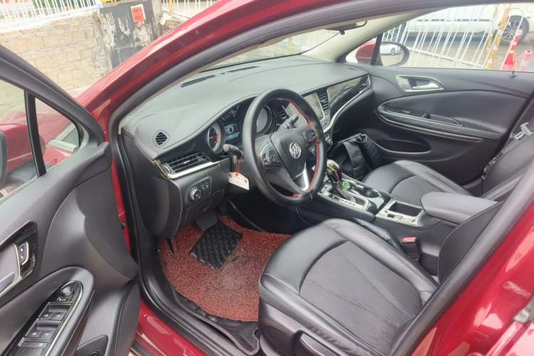 Used Buick Verano 2015 Sedan 20T Dual-Clutch Leading Model Driver Seat