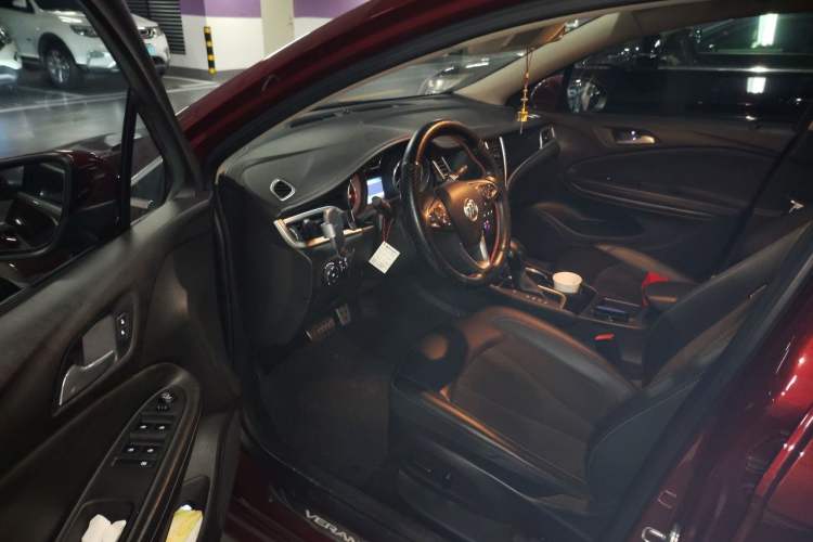 Used Buick Verano 2015 Sedan 20T Dual-Clutch Elite Model Driver Seat