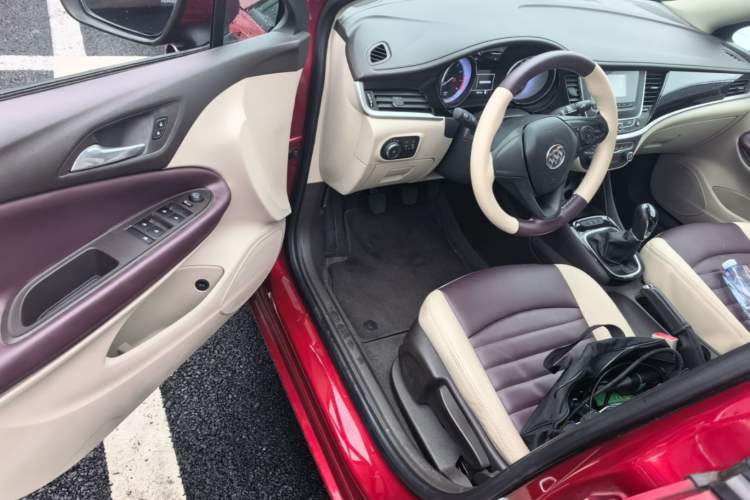 Used Buick Verano 2015 Sedan 15S Manual Entry-Level Model Driver Seat