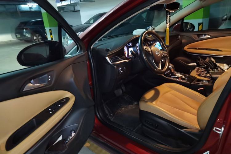 Used Buick Verano 2015 Sedan 20T Dual-Clutch Luxury Model Driver Seat